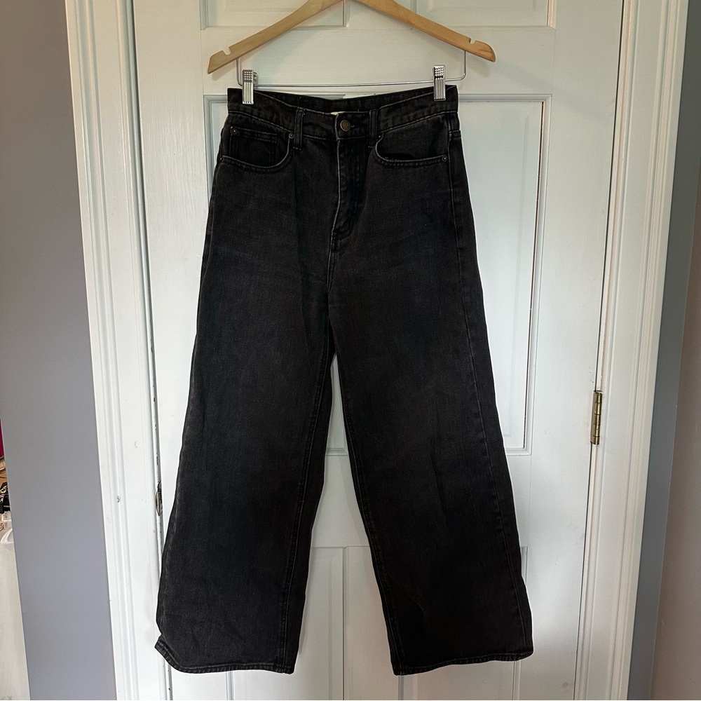 BDG Black high and wide jeans